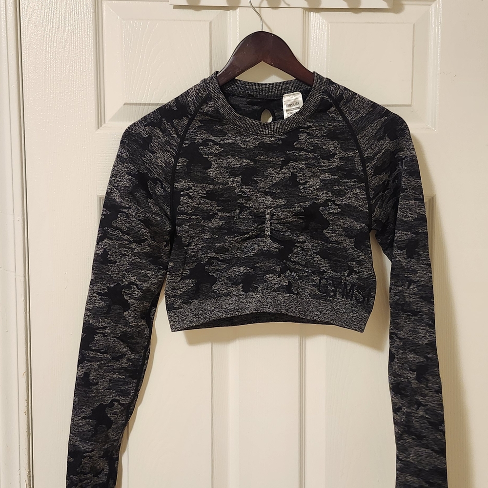 Gymshark Gray Camo Long Sleeve Crop Top